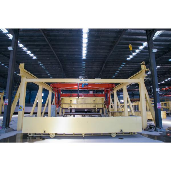 Semi-Automatic AAC Block Machinery-Grouping crane/clamper