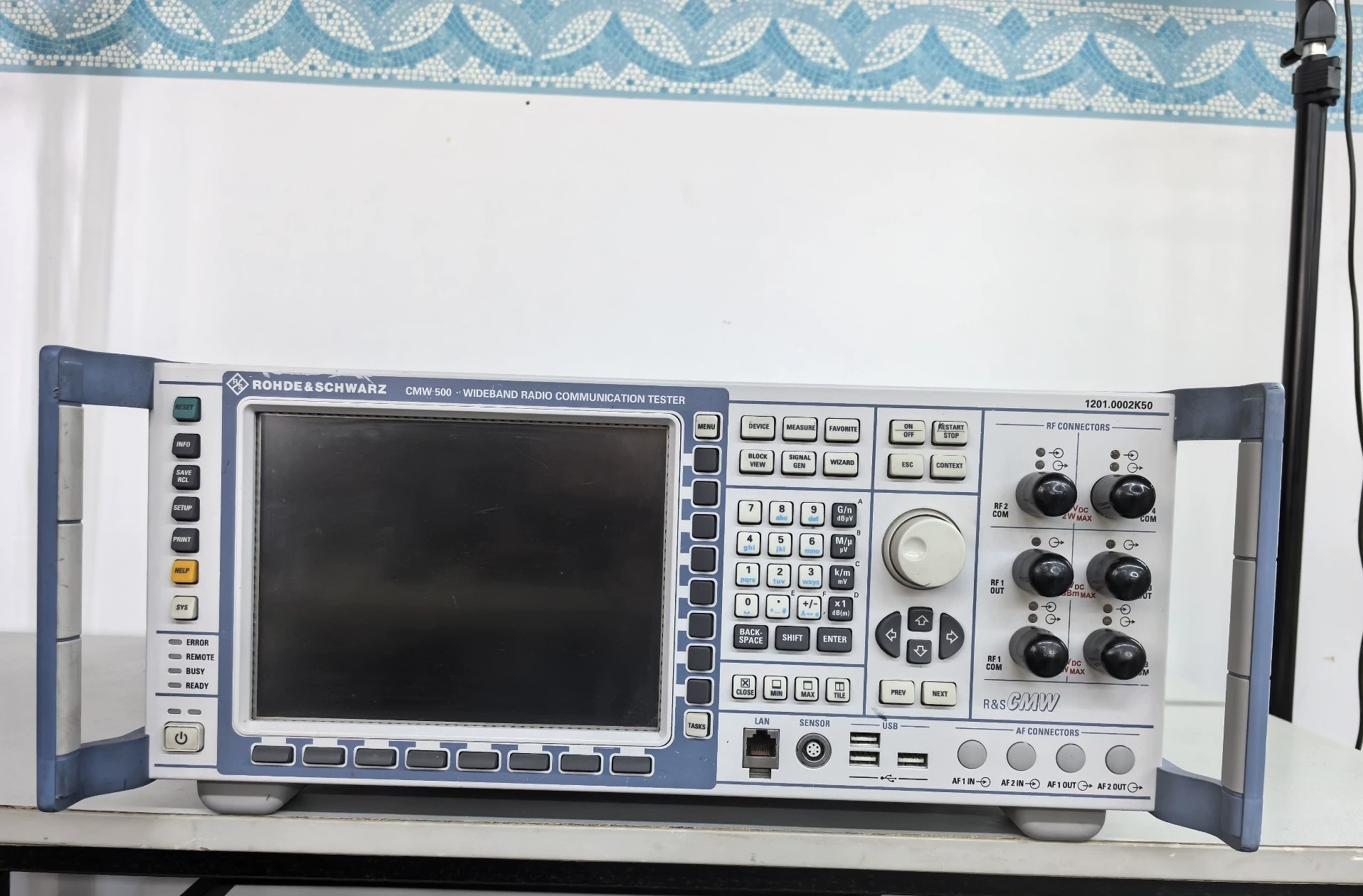 Rohde & Schwarz RF Communications Test Set CMW500 K50 3.3 GHz 8 Port Wireless Device Production Tester