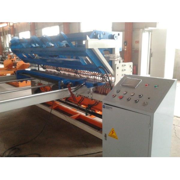 Durable Wire Mesh Fencing Machine , Fully Automatic Chicken Mesh Making Machine