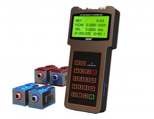Large LCD Display Handheld Flow Meter Bidirectional With Clamp On Transducer