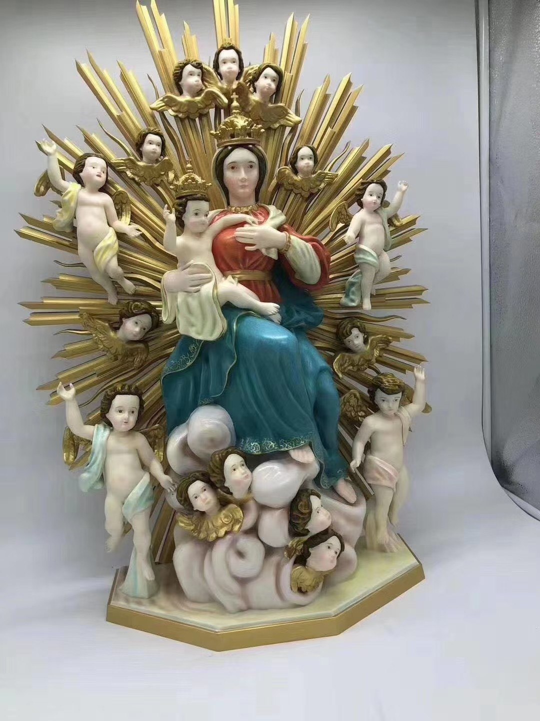 Virgin Mary Statue 1200dpi Stereolithography 3D Printing Custom Hand Painting
