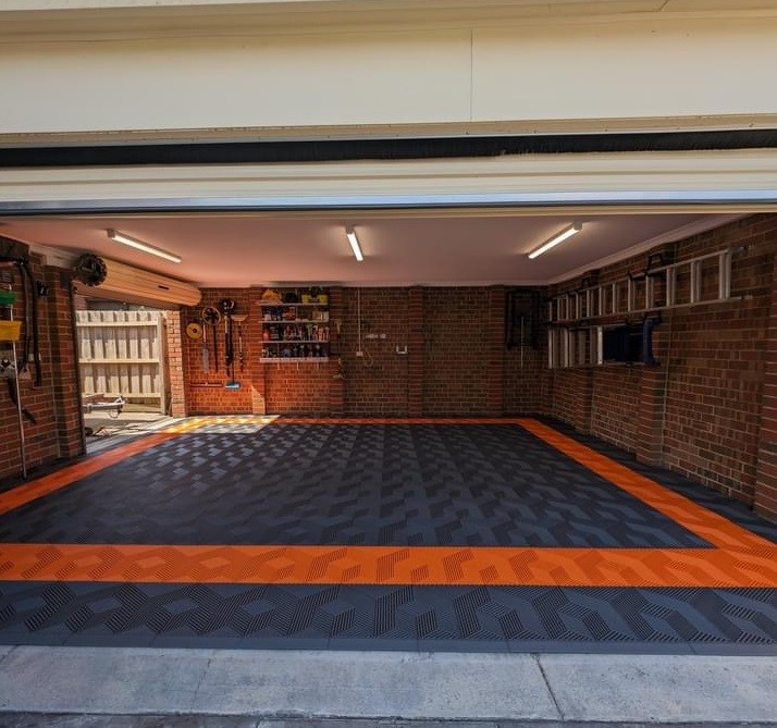 Matte Finish Plastic Interlock Garage Floor Tiles with Stain Resistance