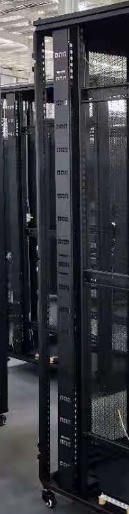 47U 800x1000mm Network Cabinet With Monitorable Vertical PDU