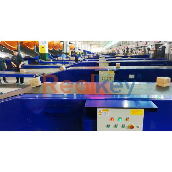 Smooth Conveyance Telescoping Belt Conveyor For Warehouse / Logistics Centers
