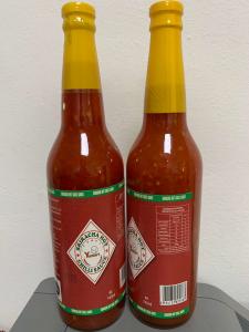 China Spicy Chili Sauce Japanese Seasoning Sauce 793g Sriracha Sauce on sale
