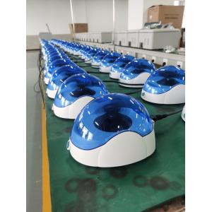 Hot Sale Desktop Lab Use Mini Centrifuge with CE ISO