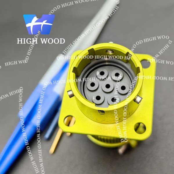 ZH23 Series Environmental Resistance Bayonet Electrical Connector ZH23-7/18B-2-B