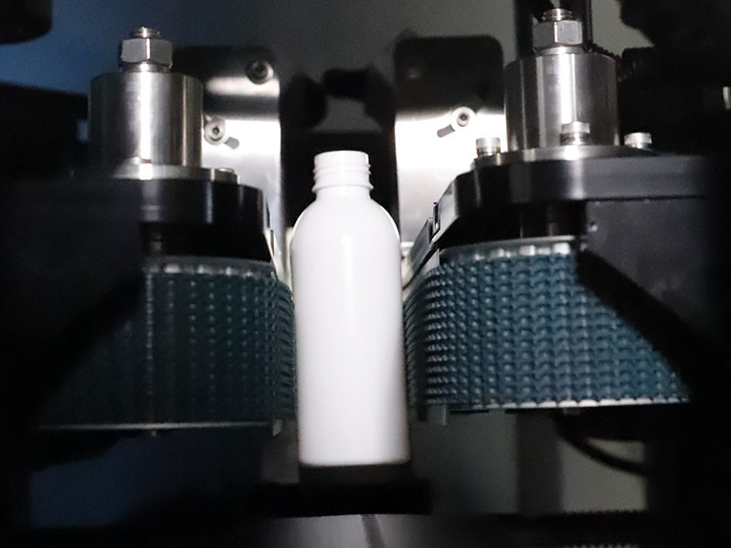 AI Plastic Bottle Inspection Machine 99.5% Accuracy 300pcs/min