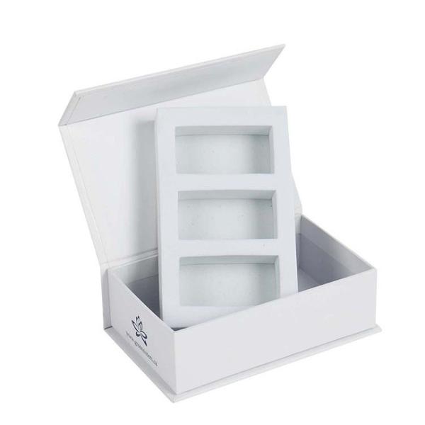 Luxury White Magnetic Rigid Cardboard Cosmetic Bottle Essential Oil Packaging Boxes With White Foam Insert