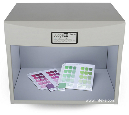 X-rite & Macbeth Light Booth / Color Viewing Light Booth / Color Assessment Cabinet JUDGE QC