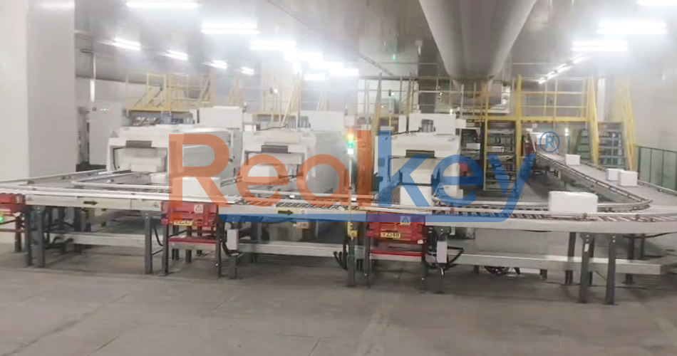 Customized High Accuracy Warehouse Roller Conveyors Powered Roller Conveyor