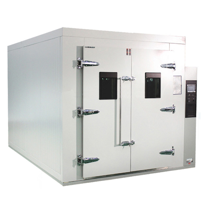 Walk-in Test Chamber/Temperature Test Room For Car ±0.5°C, ±2.5%RH Accuracy