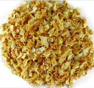 Buy cheap Dehydrated Yellow Onion Flakes, dried onion flakes product