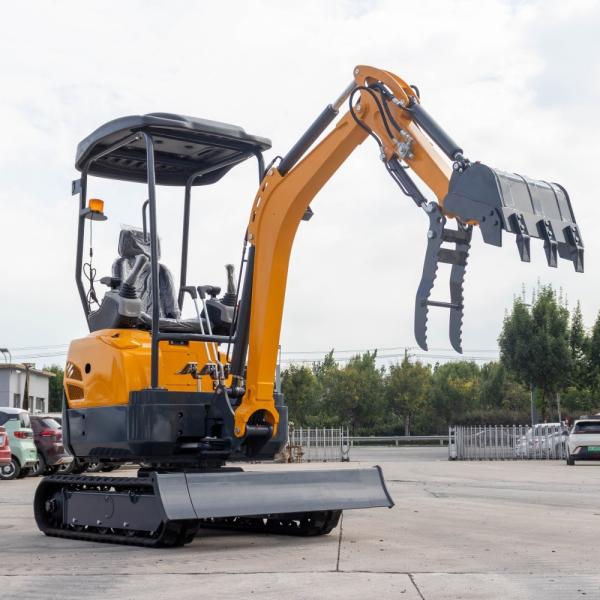 18-Type Household Mini Excavator Compact And Powerful For Various Tasks