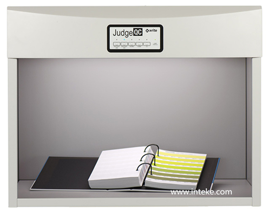 X-rite & Macbeth Light Booth / Color Viewing Light Booth / Color Assessment Cabinet JUDGE QC