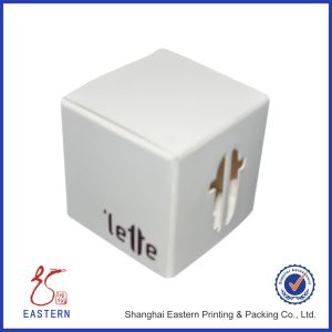Buy cheap White Concise Pantone Printing Macaron Paper Box With Logo Window product