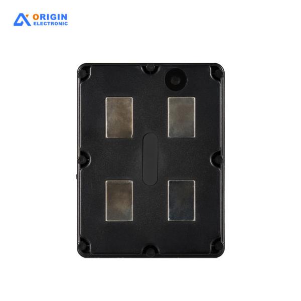 Customizable Alerts Reusable GPS Asset Tracker with IP67 Protection Light