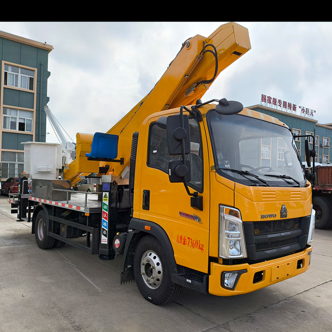 HOWO Small 4X2 4x2 4x4 25M 30M Truck Mounted Aerial Working Platform/Aerial Platform Truck