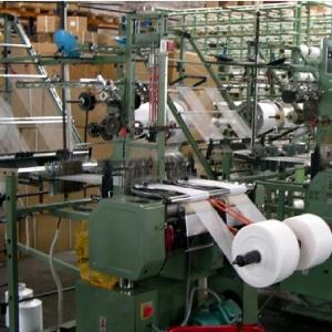Crepe bandage weaving machine / elastic bandage weaving machine