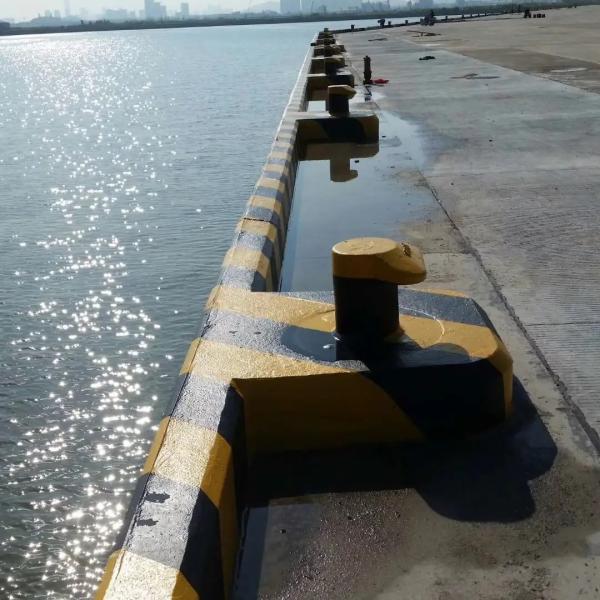 450KN T Type Cast Iron HT200 Boat Bollard Refractory Coating Polished For Boats