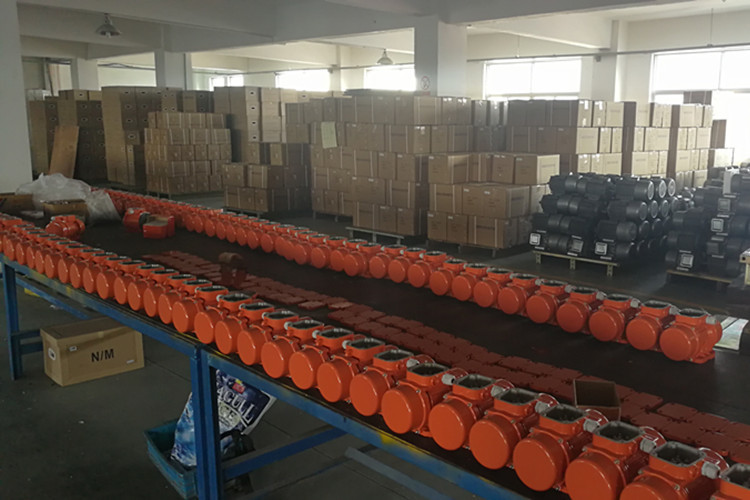 Buy cheap High Frequency External Concrete Vibrator 0.55KW ISO9001 Certification product