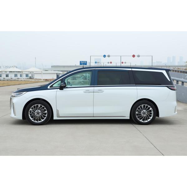 7 Seater 475 Km Right Hand Drive Electric Cars VOYAH Dreamer EV MPV Vehicles