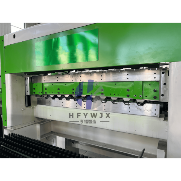 Automatic PLC Controlled C8 C21 Double Layer Roof Forming Machine 350H Steel Frame