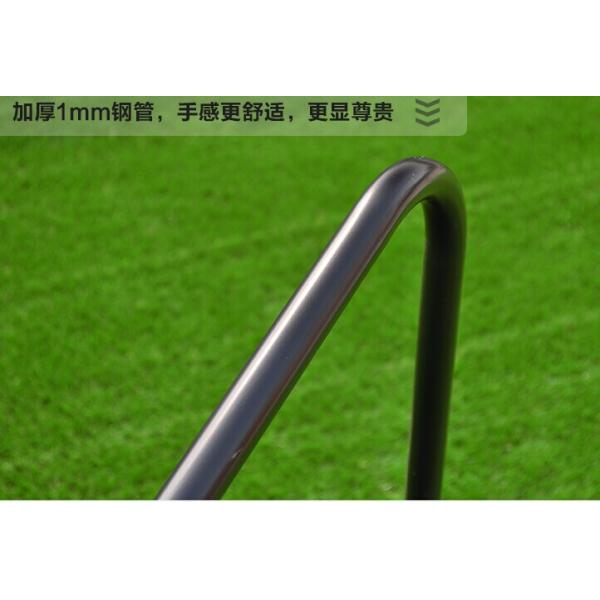 Golf playing separator bar
