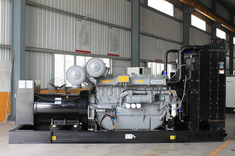 Heavy Duty Engine 600KW Diesel Generator 750KVA With Perkins Alternator