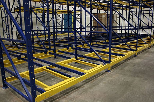 Flexible Push Back Racking For Cold Storage