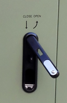 19 Inch Double Wall Green Outdoor Telecom Cabinet For Wireless Communication Base Station