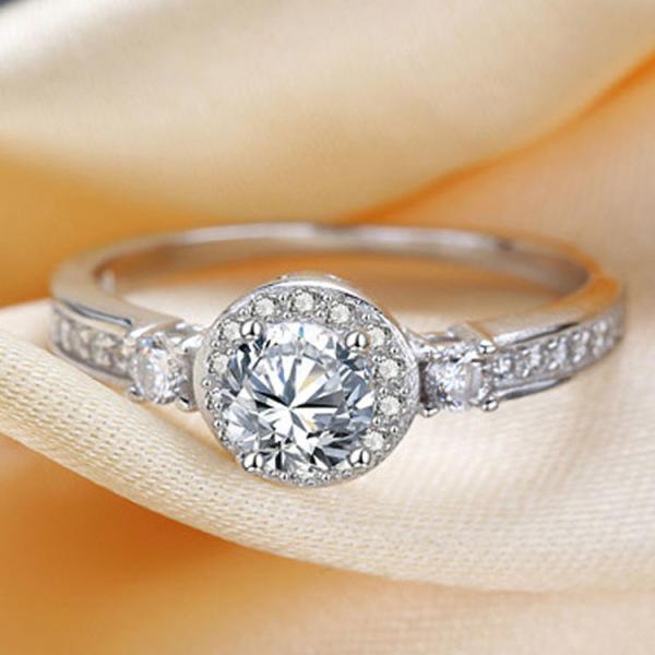 Sterling Silver Clear Cubic Zirconia Wedding Ring (RE109)