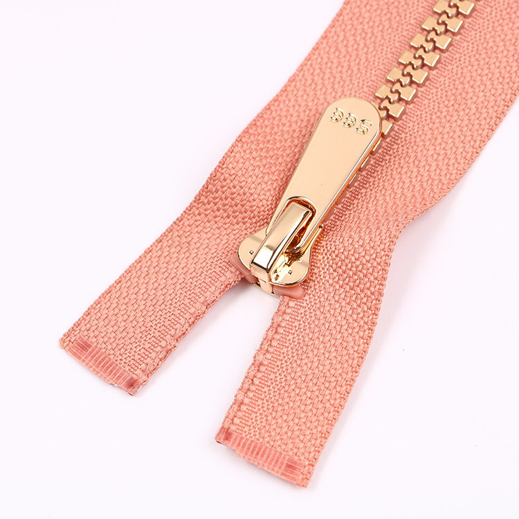 Logo zipper pulls zipper puller rubber rainbow nylon zipper