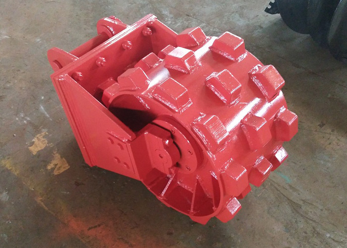 Buy cheap Replaceable Sheep Foot Roller For Excavator Step Design product