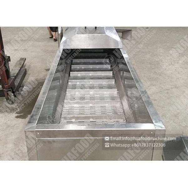 98 Celsius Vegetable Blanching Machine High Automation Control For Food Processing