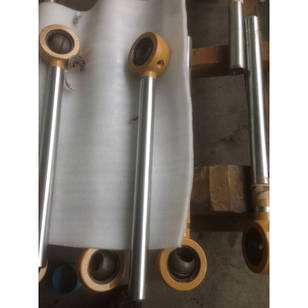 cat part number 1412919 hydraulic cylinder tractor, D5C