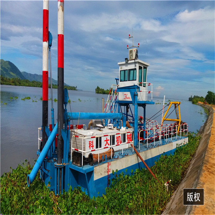 8 Inch Small Sand Dredger 10m 800Kw River Dredger Machine