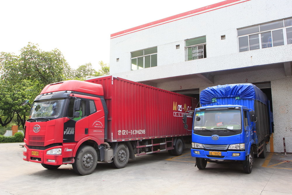 Food And Cosmetic Grade Emulsifier E471 Glycerol Monostearate GMS 40% HALAL Certificated