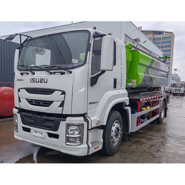 ISUZU 4x2 Driver 10000L Sewage Suction Truck with Vacuum Pump for Sucking Waste Water Vacuum Sewer Tanker Suction Truck