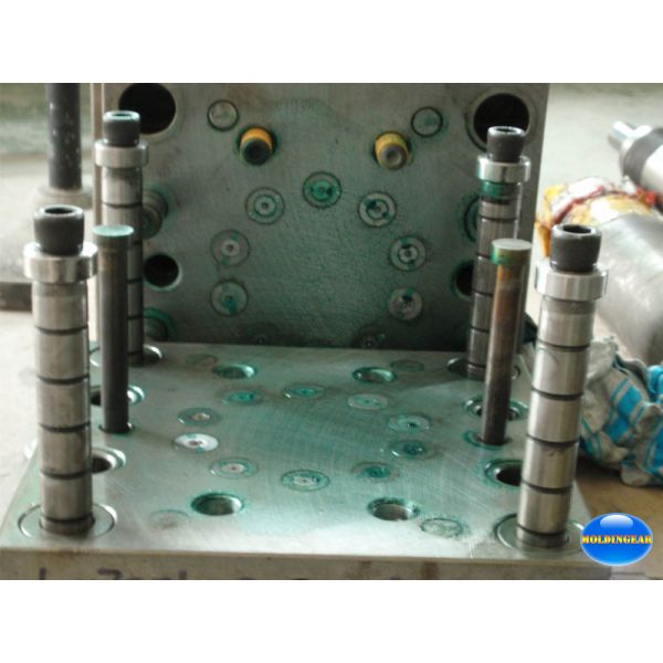 Customized manufacturing high-precision plastic gears mould according to your drawings or samples