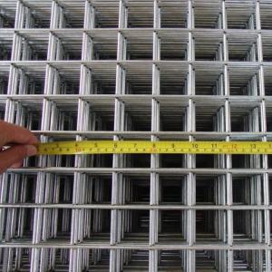 Buy cheap 6ft hot dipped welded wire mesh roll galvanized welded mesh fencing product