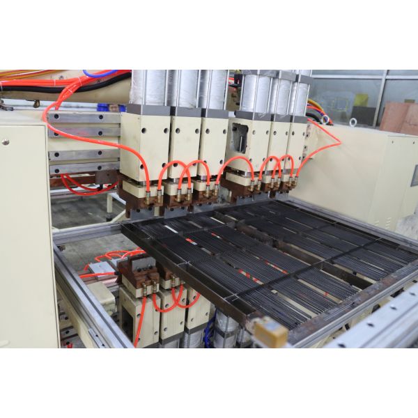 Automatic Wire Mesh Multiple Points Spot Welding Equipment