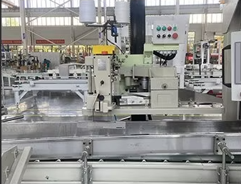 Direct Selling Rice Packaging Machine 5kg 10kg 20kg 9-12 Bags/min Rice Automatic Filling and Packaging Machine