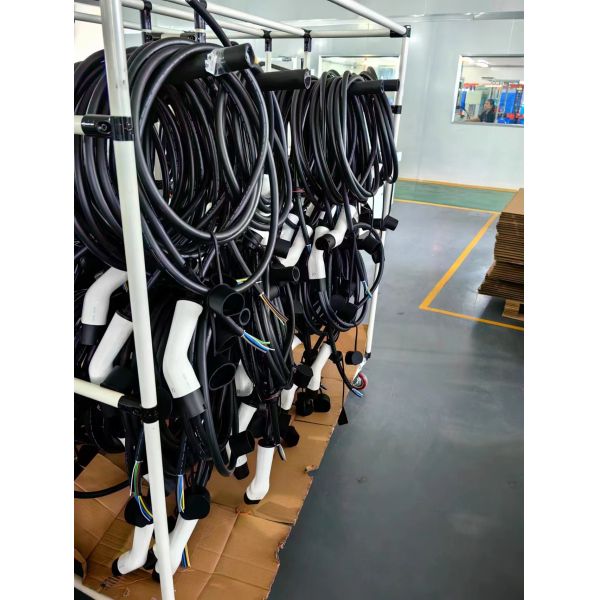 IP67 Electric Vehicle Type 2 Cable IEC 62196 3 Phase 32A EV Charging Cable