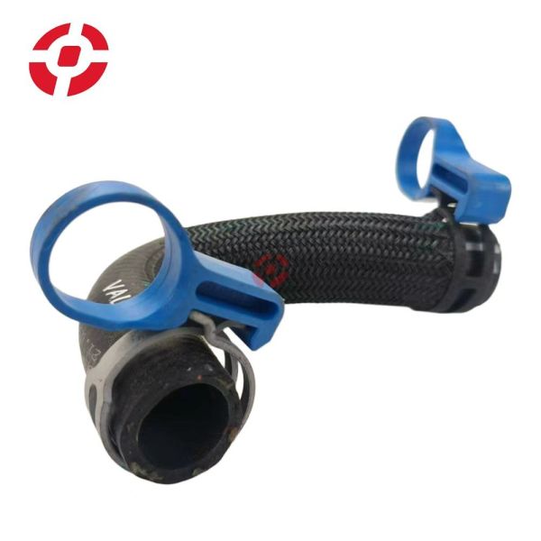 Cooling water pipe Water tank pipe for Land Rover Cooling system pipe OE LR135244 Radiator coolant pipe