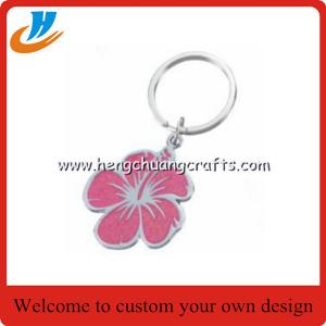 China Metal painted four leaf clover pendant key rings, metal 4-leaf clover drop charm keychains on sale