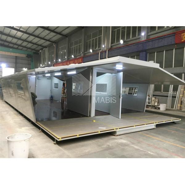 Custom Layout Foldable Container Homes , Sandwich Panel Collapsible Container