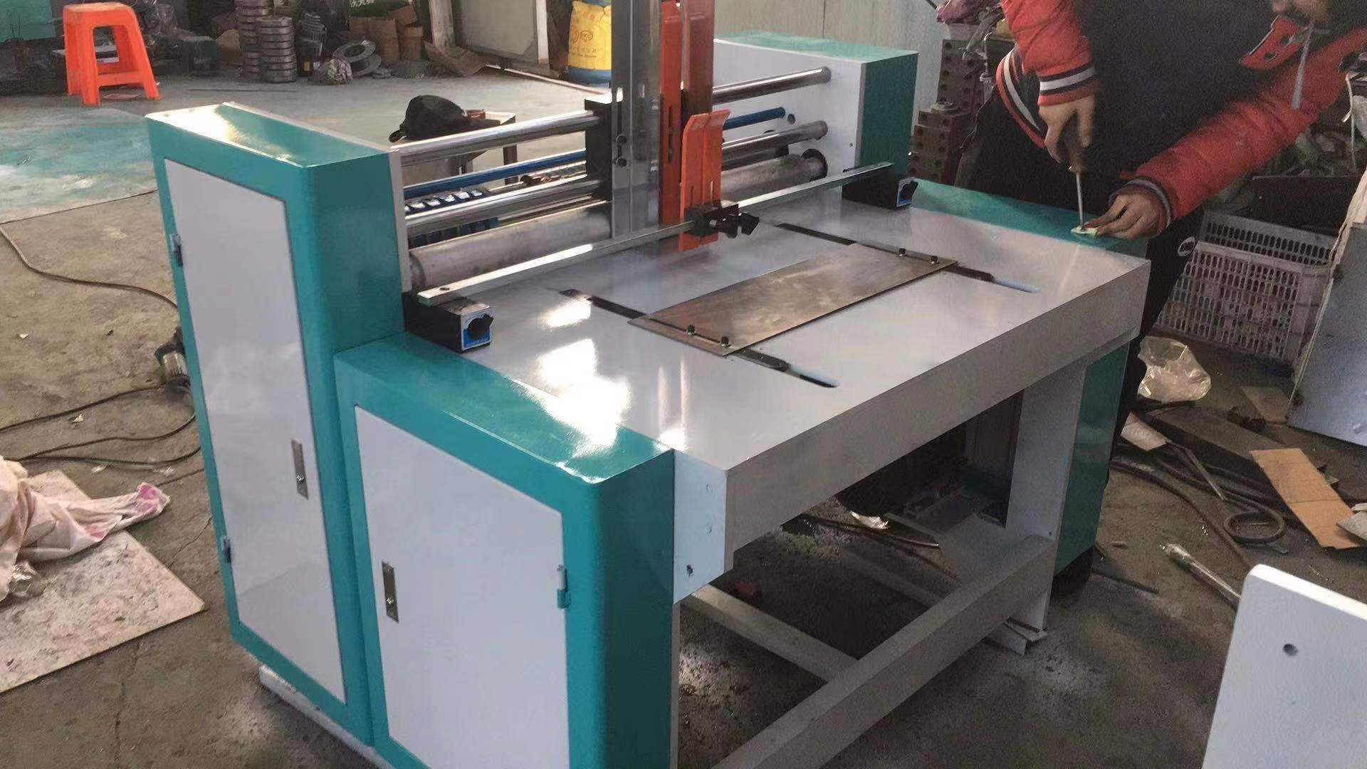 380V Auto Corrugated Cardboard Fruit Carton Box Packaging Partition Slotter Machine