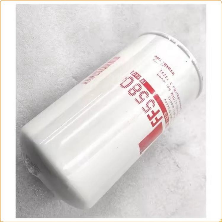 High Quality Truck Engine Spare Parts Fuel Filter 3973232 FF5488 FF5580 With Customized Original Factory Logo
