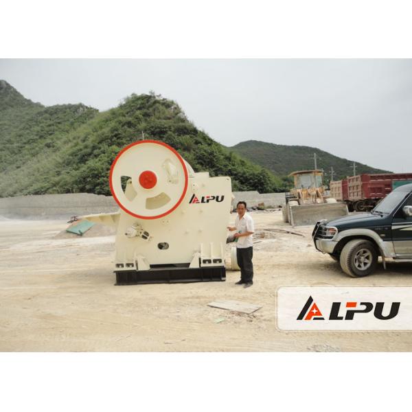 High Efficiency Stone Crusher Plant For Sand Making , Crushing Mining Equipment